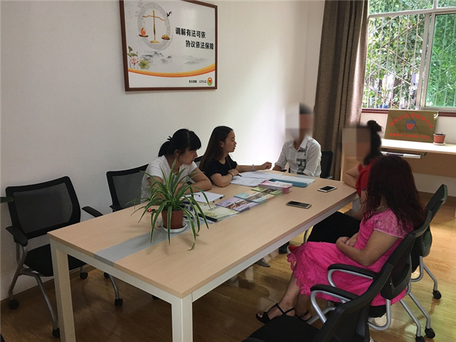 “德阳市婚姻家庭纠纷人民调解委员会”在区法院调解成功第一案