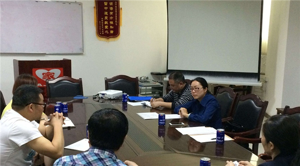 君唐律师“企业劳动用工法律风险体检公益活动”进驻爱家商贸连锁有限公司